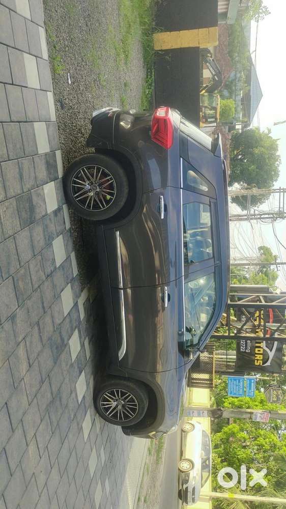 Maruti Suzuki Brezza Lxi S-cng, 2022, Petrol