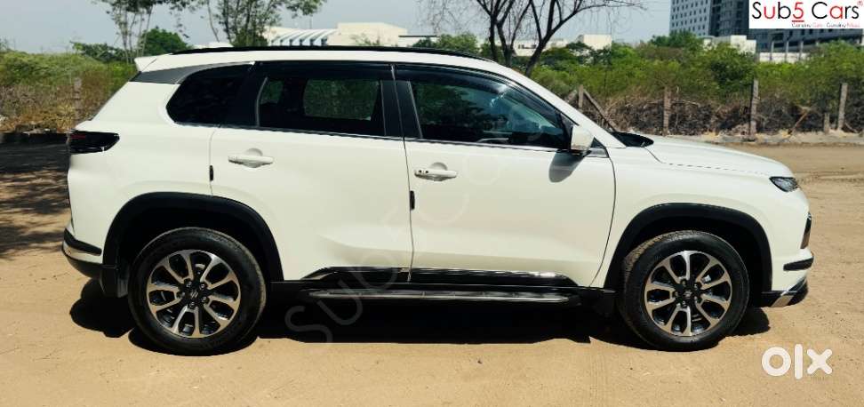 Maruti Suzuki Grand Vitara 1.5 Alpha Smart Hybrid At, 2025, Petrol