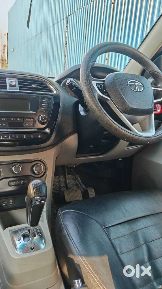 Tata Tiago 1.2 Revotron Xza, 2017, Petrol