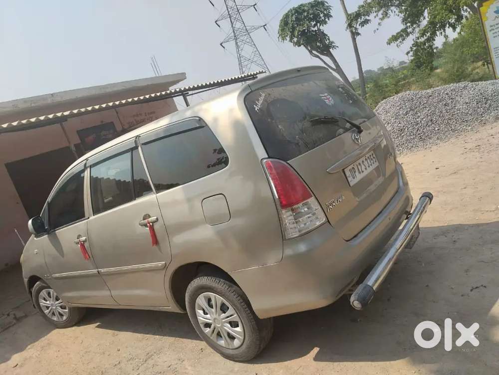 Toyota Innova 2011 Diesel Manual 980 Km