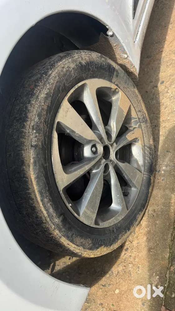 Hyundai I20 2014 Diesel Well Maintained 67000 Km Driven