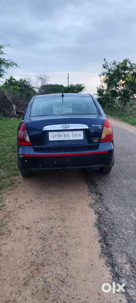 Hyundai Verna 2010