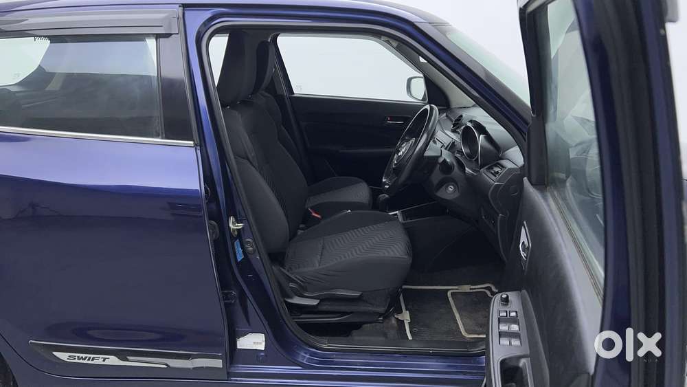 Maruti Suzuki Swift Amt Vxi, 2018, Petrol
