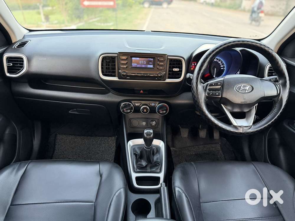 Hyundai Venue S 1.2 Petrol, 2021, Petrol