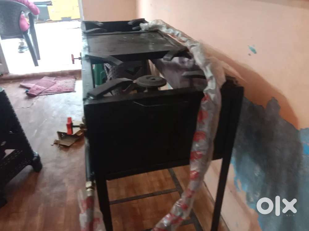 New 2-Burner Gas Stove with Heavy Metal Stand for Sale