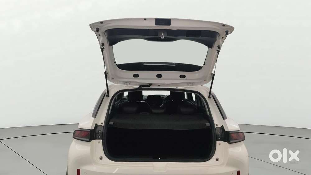 Maruti Suzuki Fronx Delta Plus 1.2l Ags, 2025, Petrol