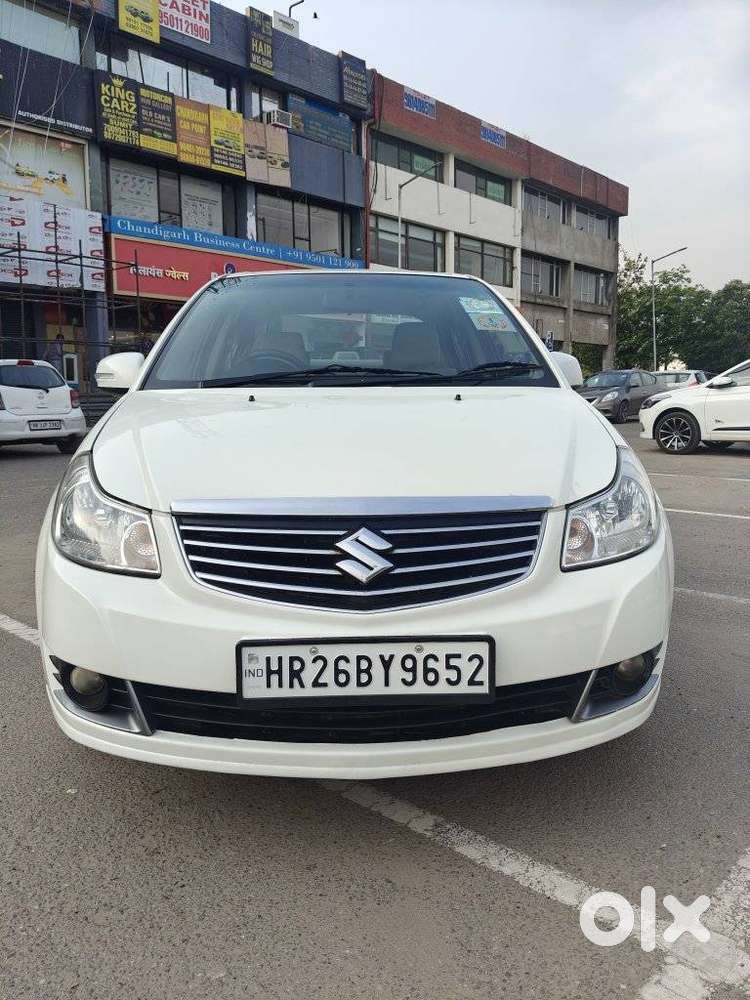 Maruti Suzuki Sx4 Zxi (opt), 2013, Petrol