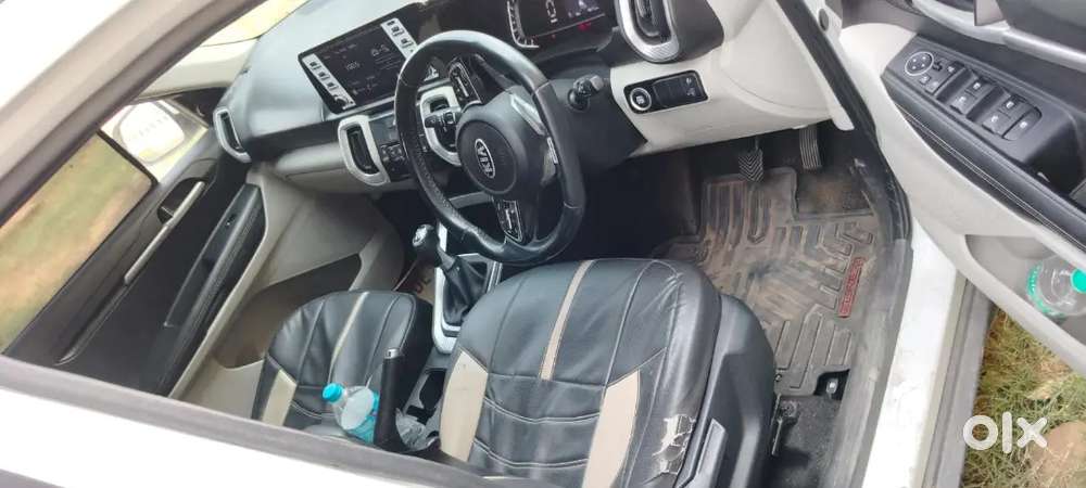Kia Sonet Petrol 2020