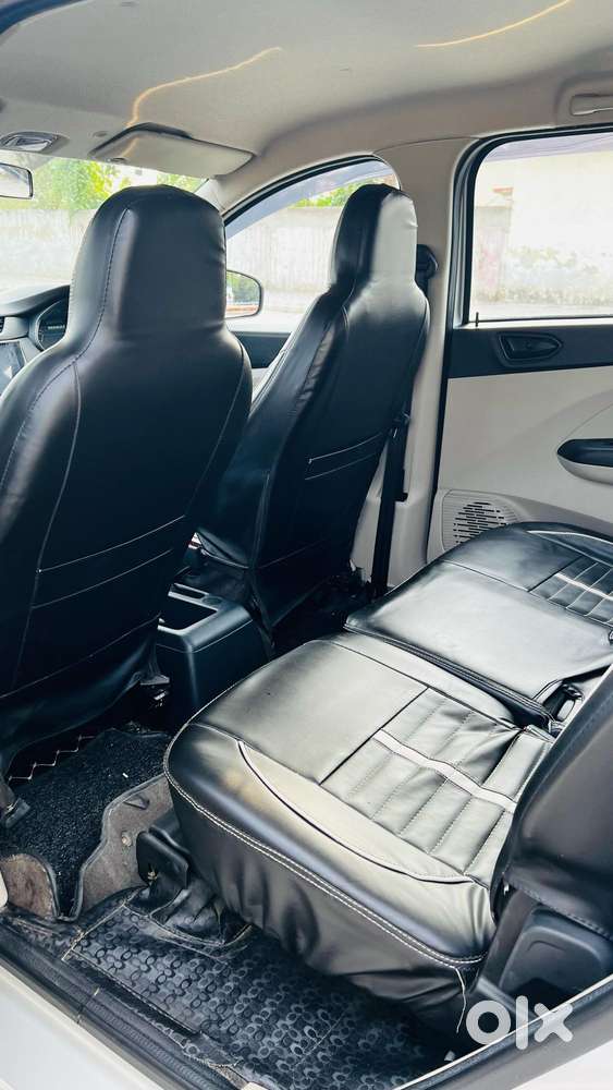 Renault Triber Rxl, 2022, Petrol