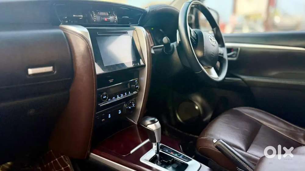Toyota Fortuner Legender 2017 Diesel Automatic