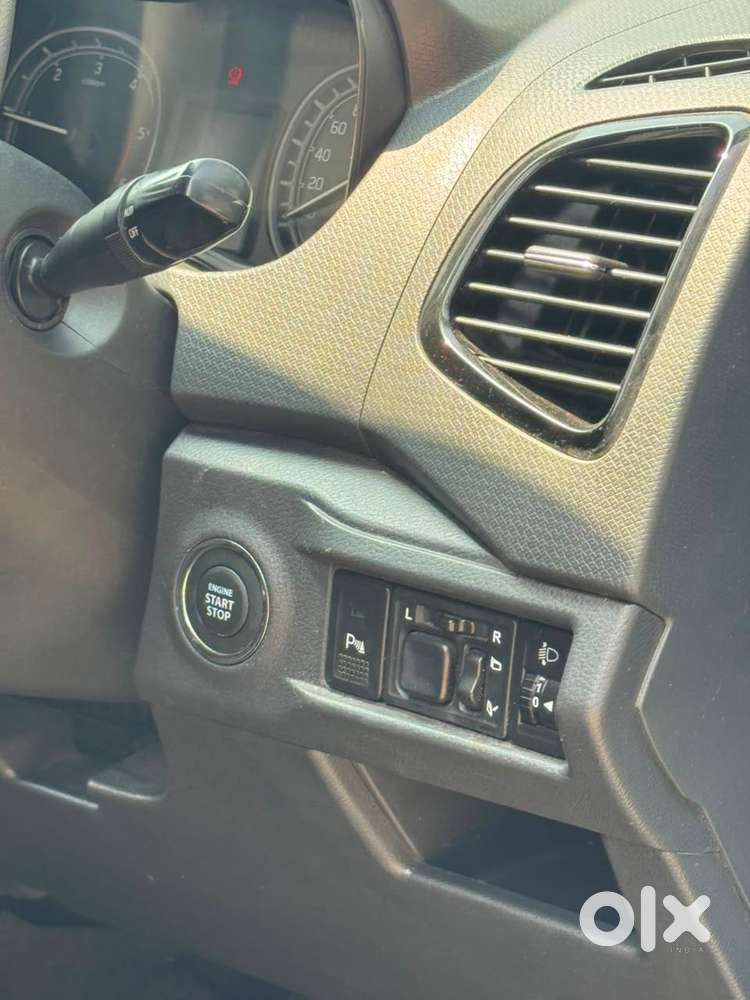 Maruti Suzuki Vitara Brezza Zdi+ Dual Tone Mt, 2017, Diesel