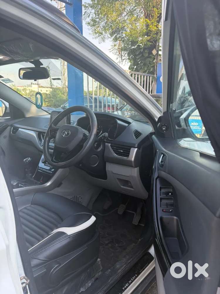 Tata Nexon 1.2 Revotron Xz Plus, 2020, Petrol