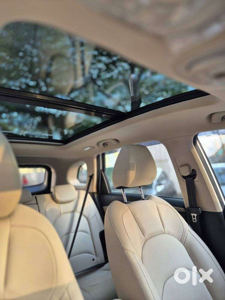 Mg Hector Sharp Pro 1.5 Turbo Cvt, 2025, Petrol