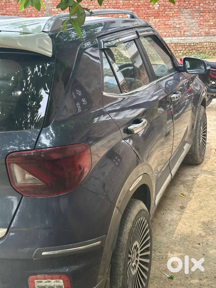 Hyundai Venue S Plus 2022 Petrol Manual