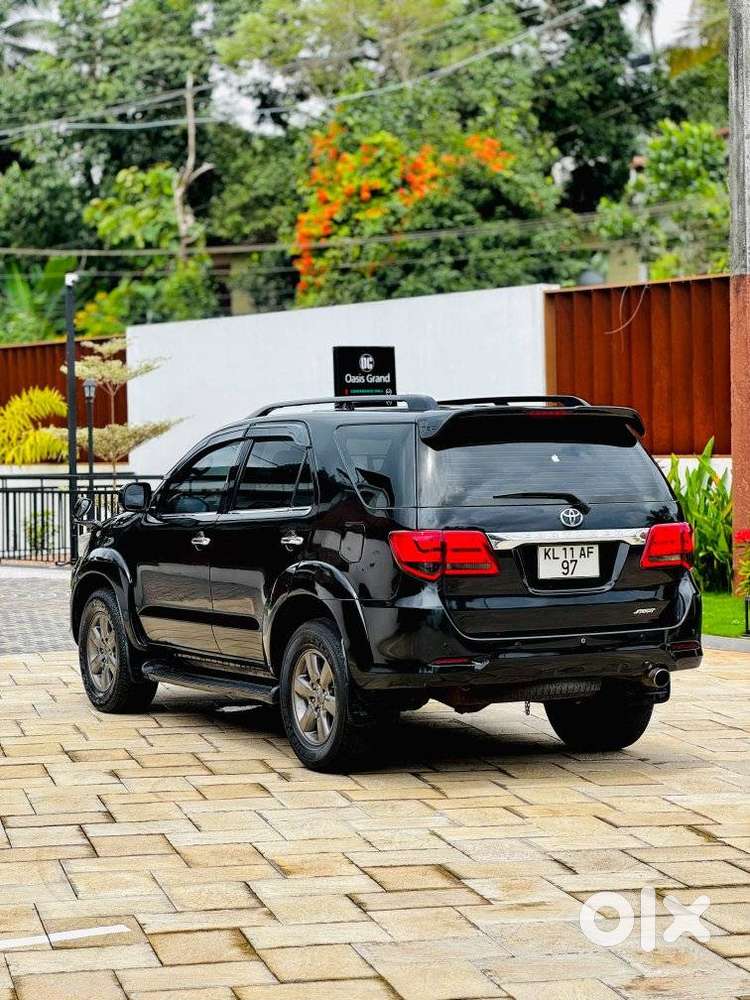 Toyota Fortuner 3.0 4x4 Manual, 2010, Diesel