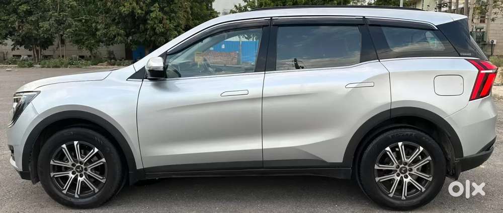 Mahindra Xuv700 2.2 Ax 5 Diesel At 7 Str, 2024, Diesel