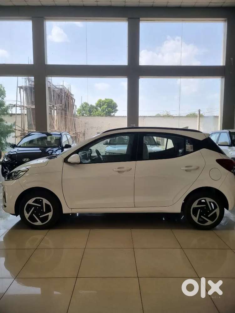 Hyundai Grand I10 Nios 2025 Showroom Piece