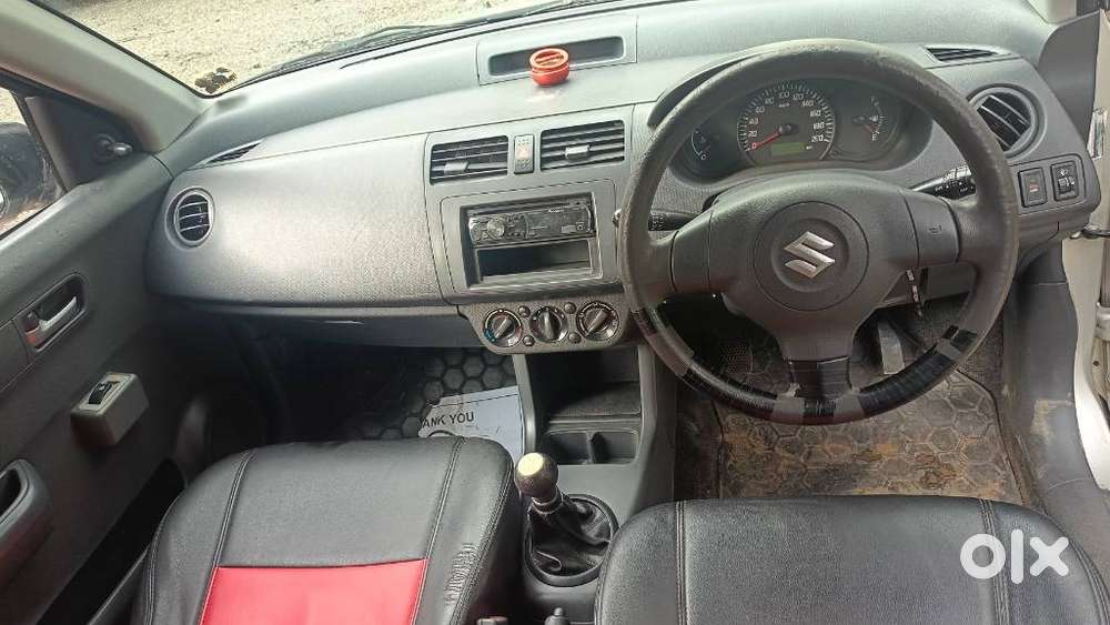 Maruti Suzuki Swift Lxi Optional-o, 2006, Petrol