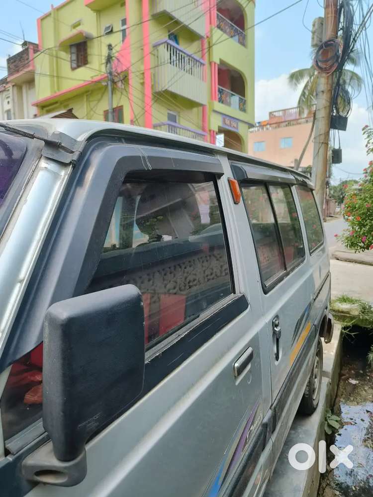 Maruti Suzuki Omni 2011