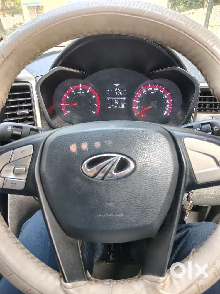 Mahindra Xuv300 2020 Defence Person Car