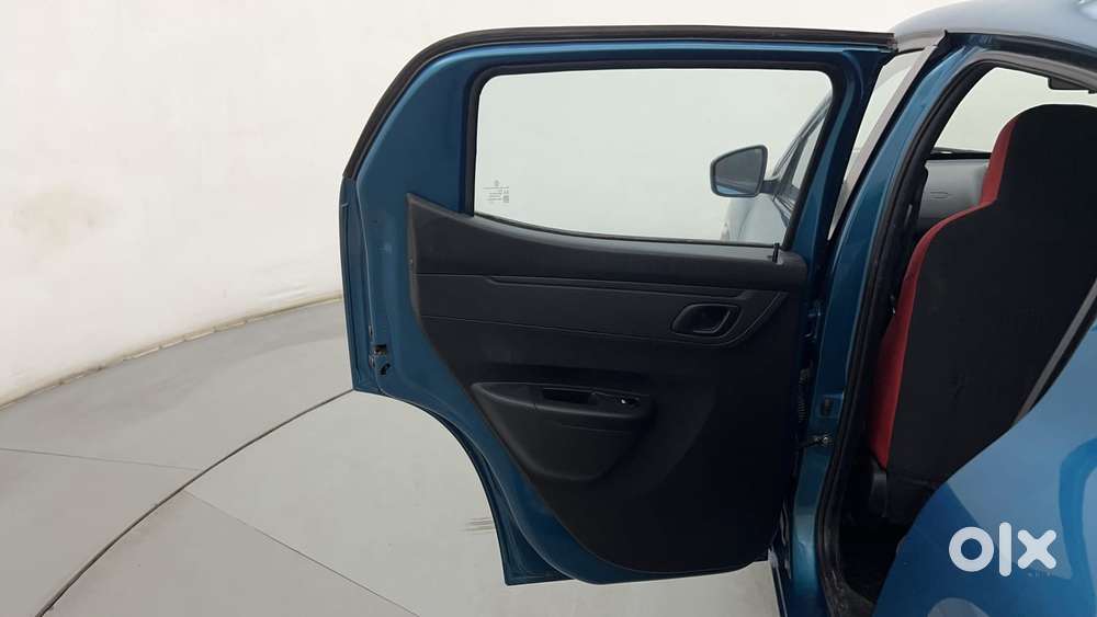 Renault Kwid 2019-ongoing 1.0 Rxt Amt (o), 2022, Petrol