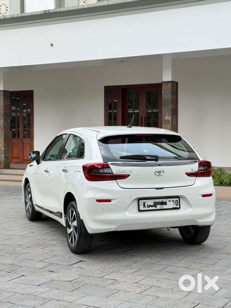 Toyota Glanza 1.2 V, 2025, Petrol