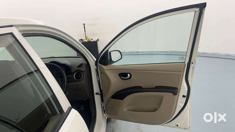 Hyundai I10 Sportz 1.1 Irde2, 2016, Petrol
