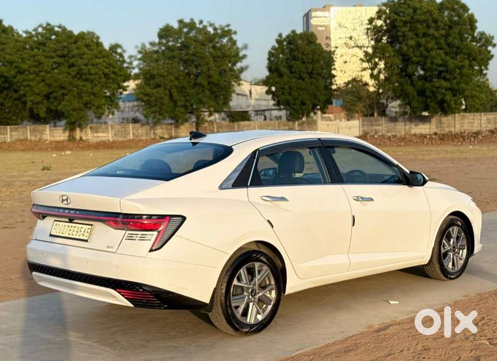 Hyundai Verna 1.5 Sx Vtvt, 2024, Petrol