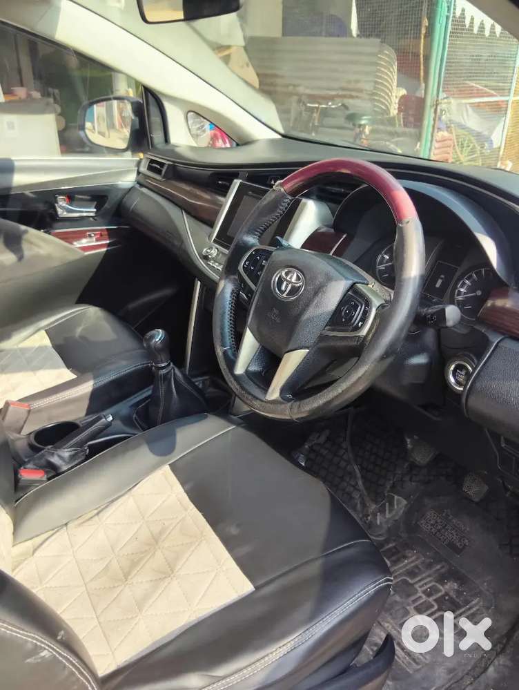 Toyota Innova Crysta 2017 Diesel 178000 Km Driven