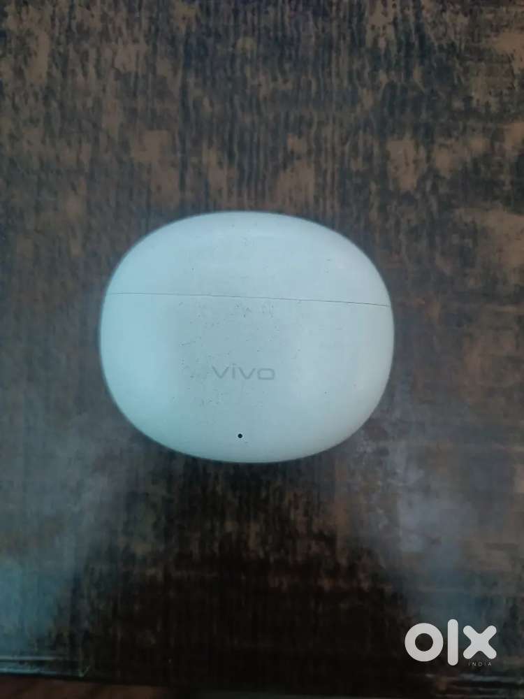 Vivo TWS 3e Original Charging Case Only &ndash; White