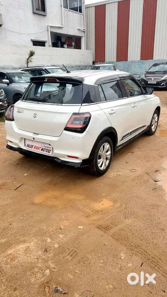 Maruti Suzuki Swift 1.3 Zxi, 2024, Petrol