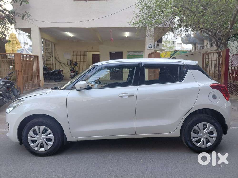 Maruti Suzuki Swift Vxi + Manual, 2020, Petrol