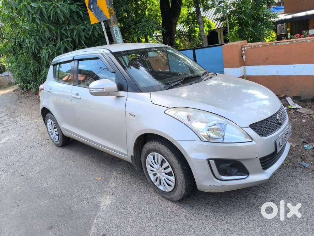 Maruti Suzuki Swift Vxi Bsiv, 2016, Petrol