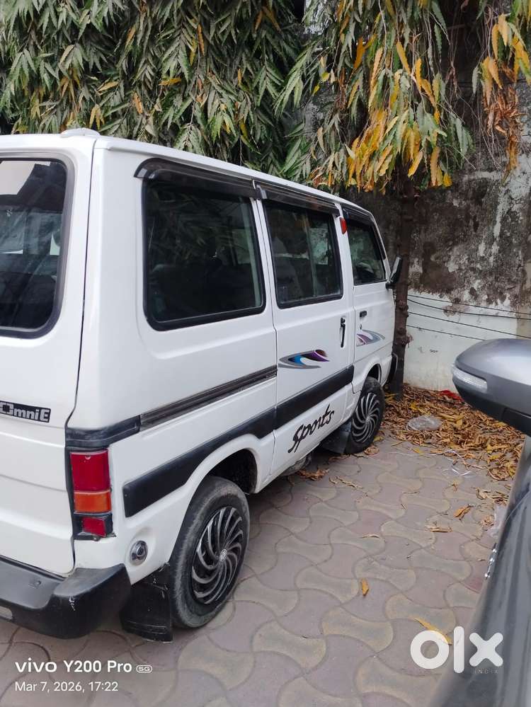 Maruti Suzuki Omni 8 Seater, 2016, Petrol