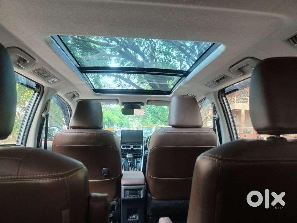 Toyota Innova Hycross 2.0 Zx Hybrid 7 Str, 2024, Petrol