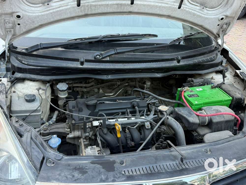 Hyundai I20 Petrol Manual 2012