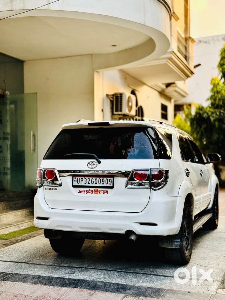 Toyota Fortuner 2.8 2wd Mt, 2015, Diesel