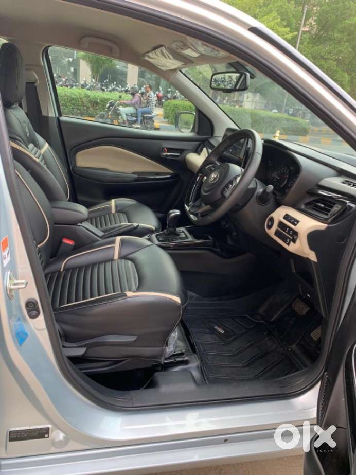 Toyota Glanza 1.2 V Amt, 2025, Petrol