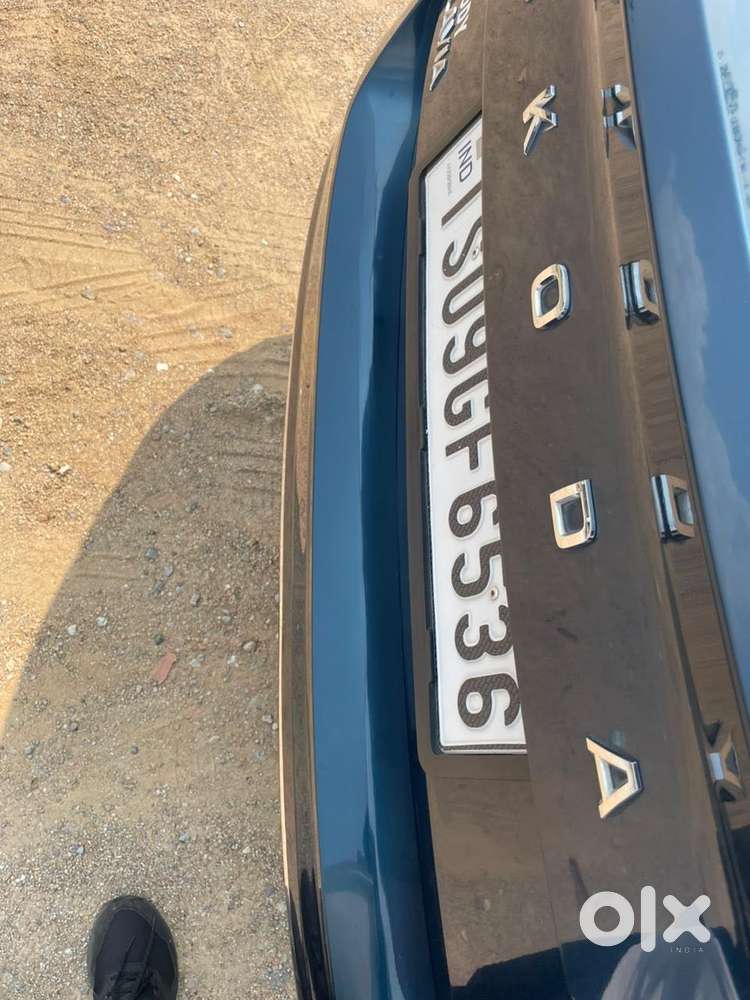 Skoda Slavia 1.0 Tsi Style At, 2024, Petrol