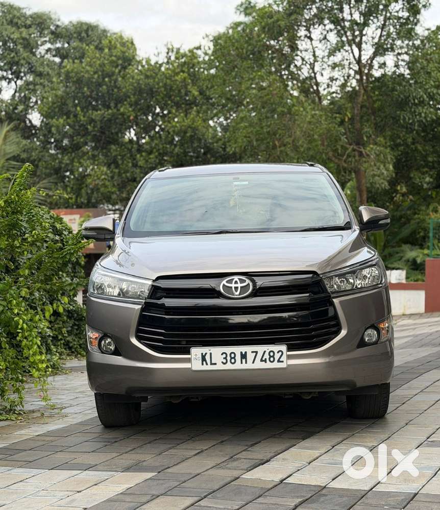 2017 Crysta Diesel Automatic Re