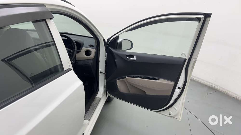 Hyundai Grand I10 [2017-2020] 1.2 Kappa Vtvt Sportz At, 2018, Petrol