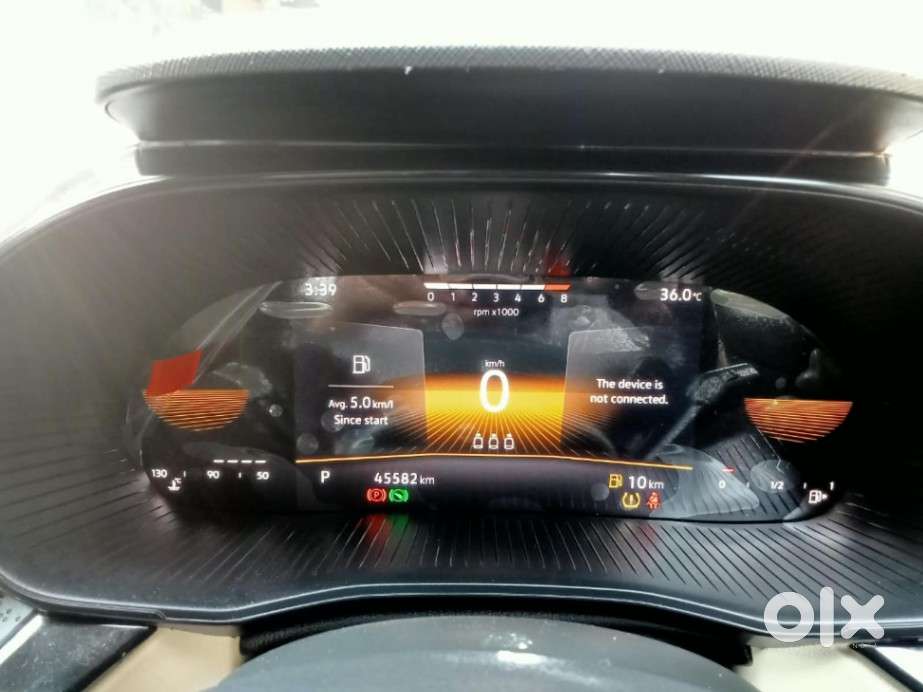 Skoda Slavia Style 1.0l Tsi At, 2023, Petrol