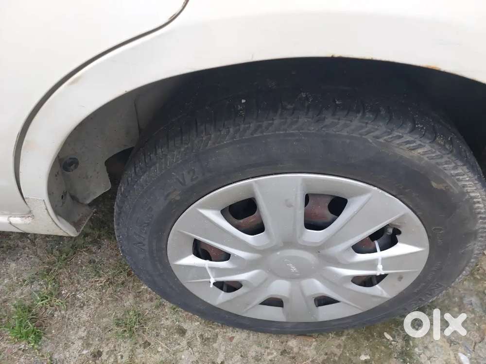 Ford Figo Petrol 2014