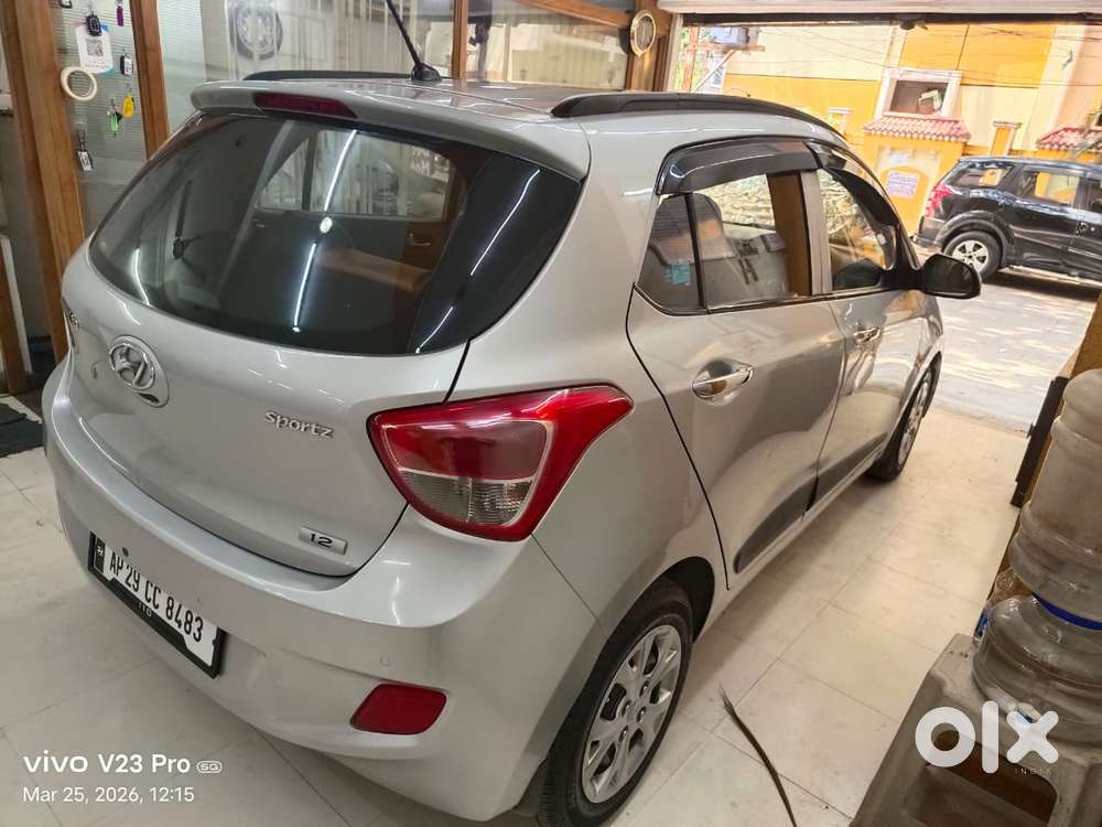 Hyundai Grand I10 2013-2016 Sportz, 2014, Petrol