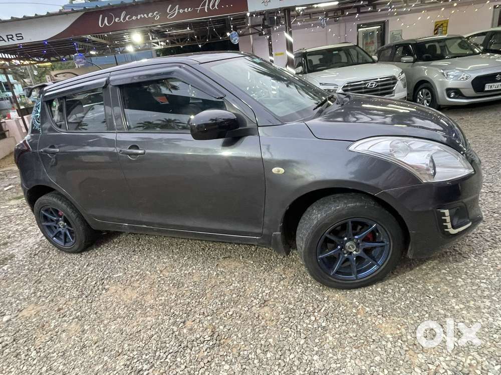 Maruti Suzuki Swift Lxi Option, 2015, Petrol