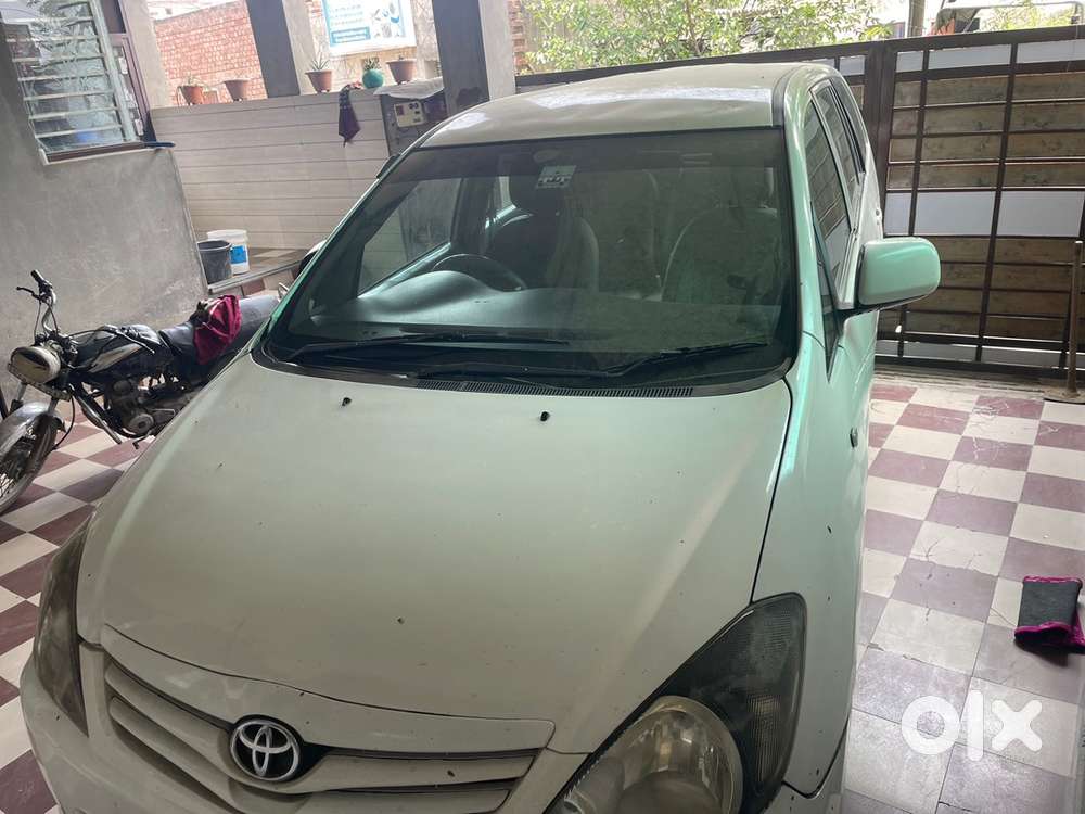 Toyota Innova Diesel 2010