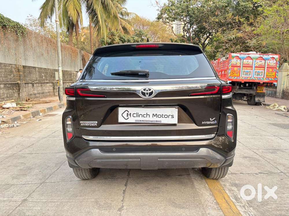 Toyota Urban Cruiser Hyryder 1.5 V Hybrid, 2023, Cng & Hybrids