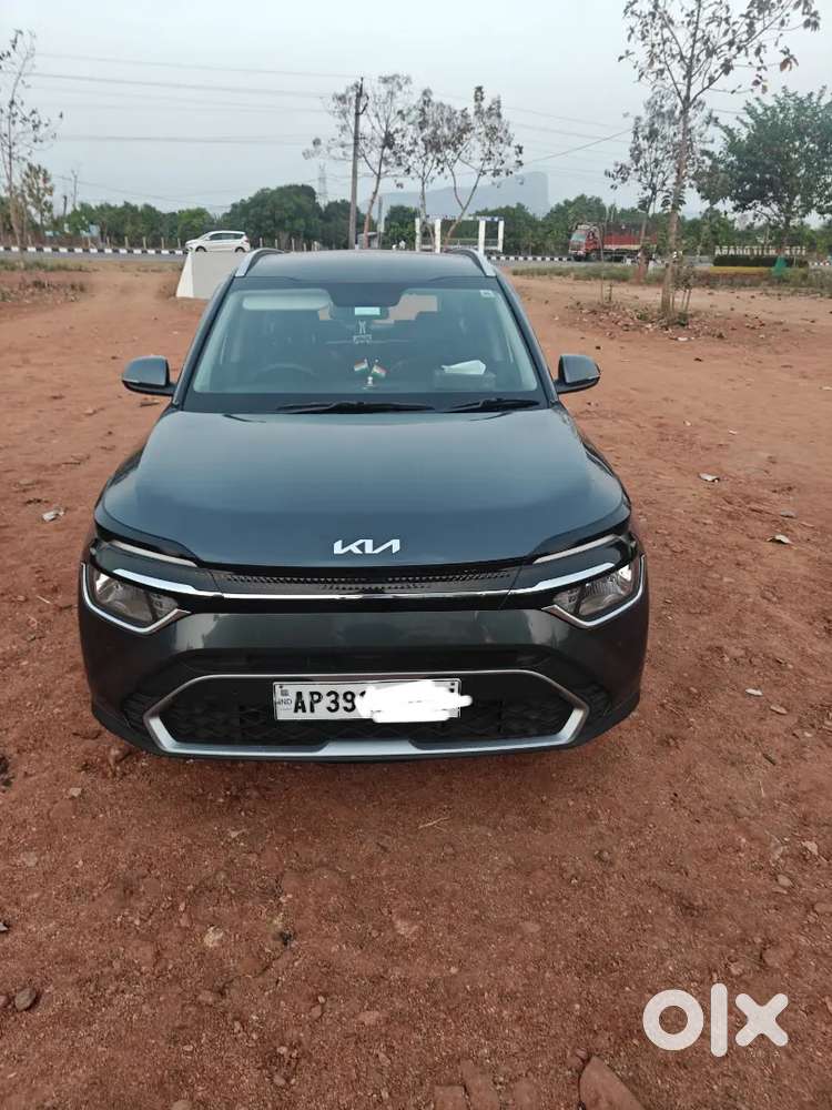 Good Condition Best Car Showroom Track Service