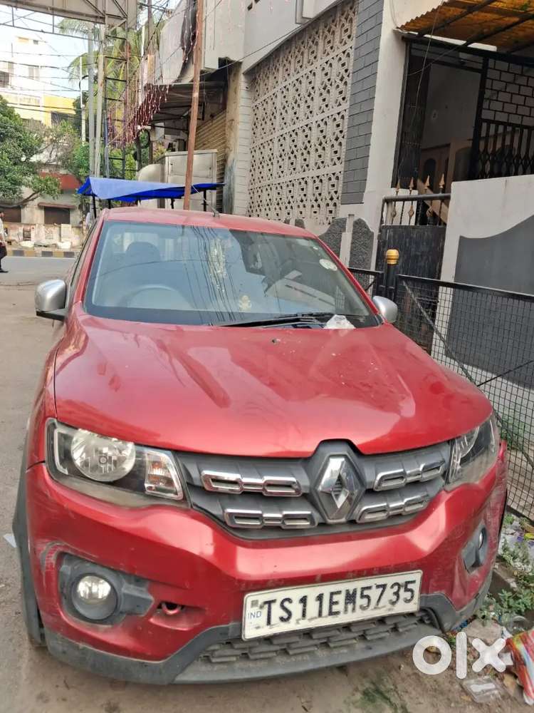 Kwid Red Color