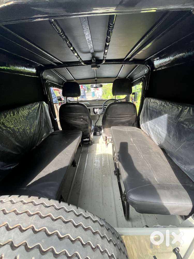 Mahindra Jeep Classic 1995
